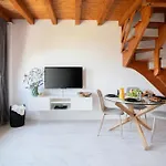 L'angolo Di *