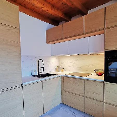 Apartman L'angolo Di